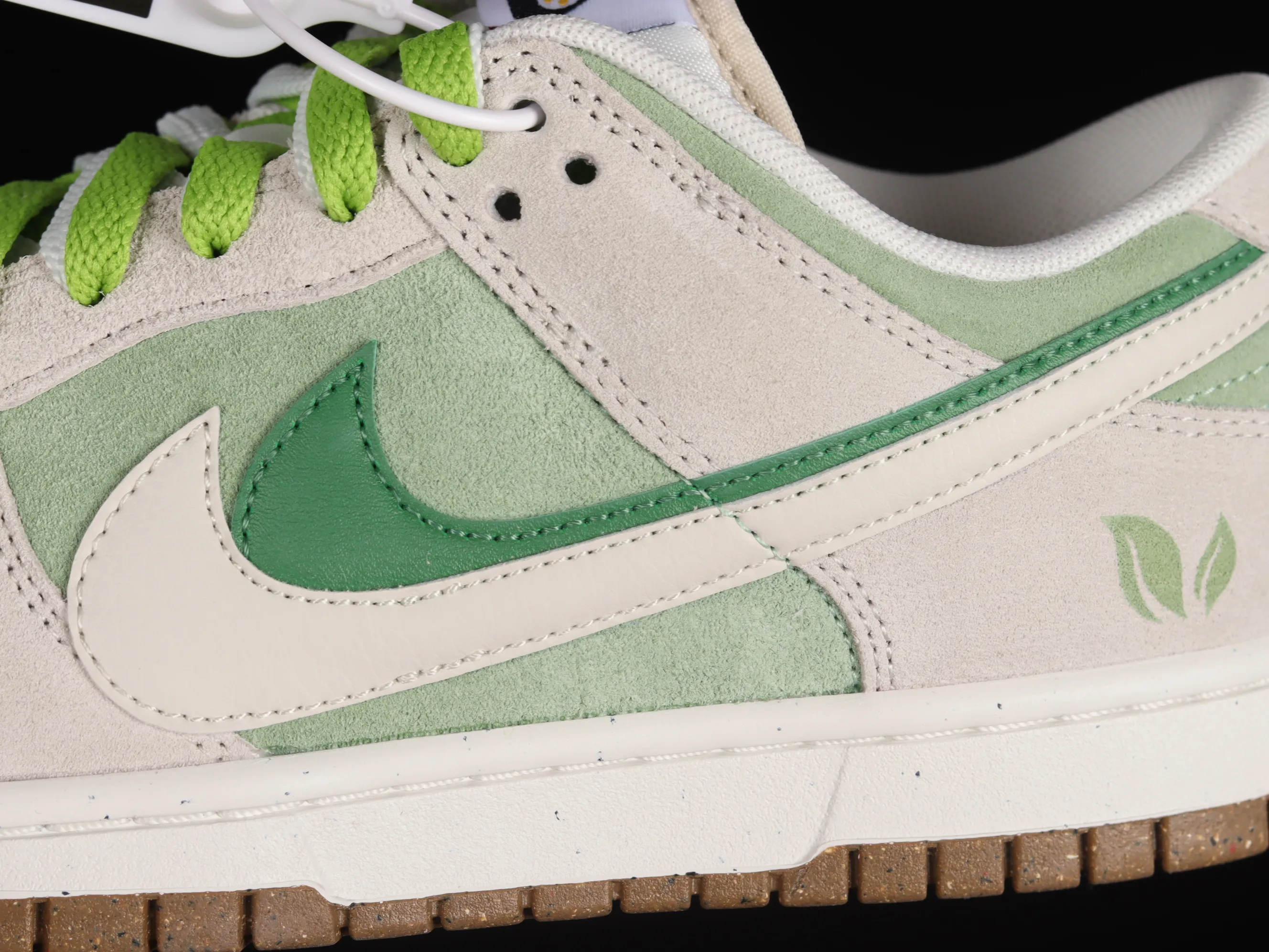All categories Nk SB Dunk series Nk SB Dunk Low low-top sneakers Nk SB Dunk Low "85" white and green double hook SB low-top sports and leisure sneakers DO9457-116